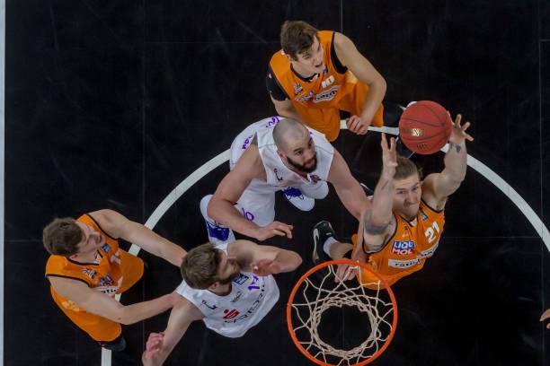 轻球员的大 轻球员的大