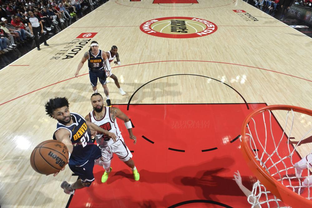 与媒体的广 与媒体的广