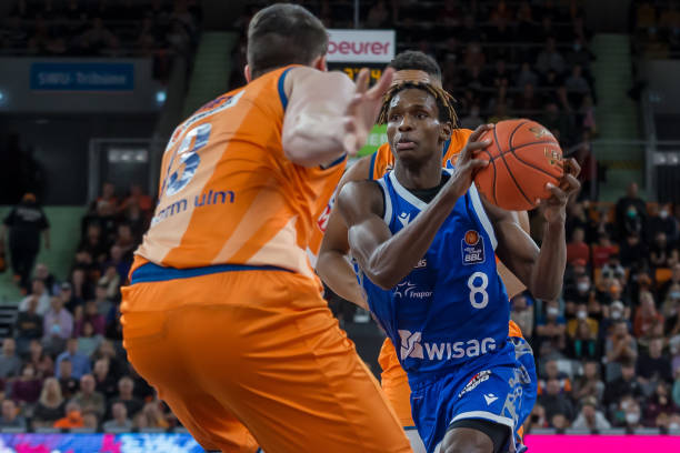 他相信只要 他相信只要